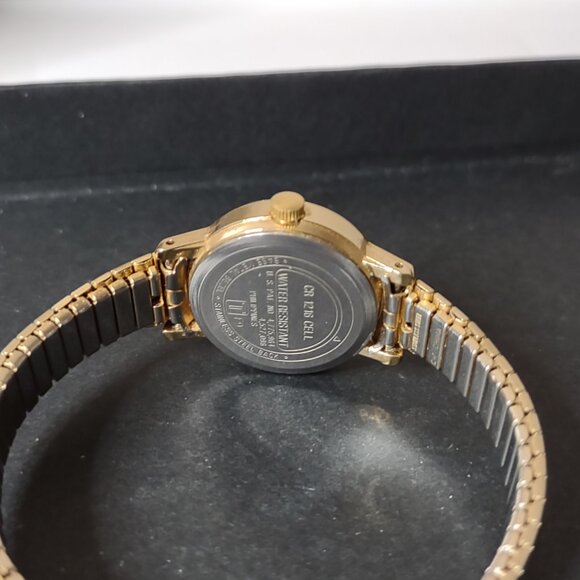 6 Inch Acqua Indiglo Stretch Watch With White Dial - Picture 9 of 13